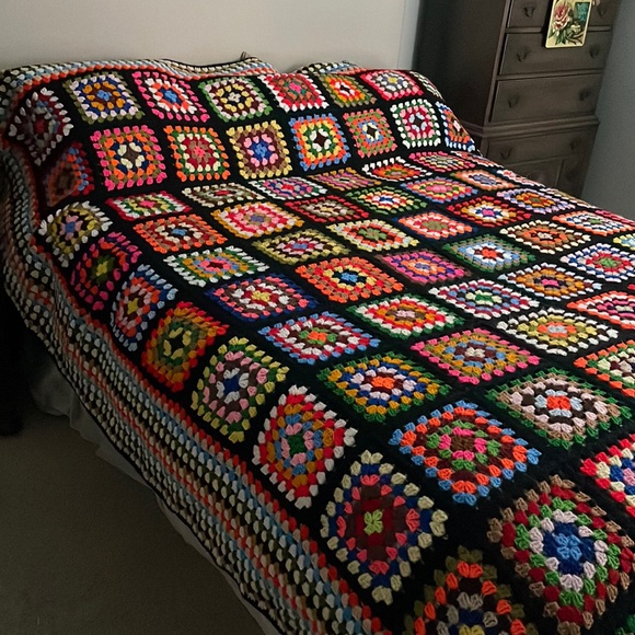 Vintage Bedding Vintage Large Crochet Granny Square Boho Bedspread